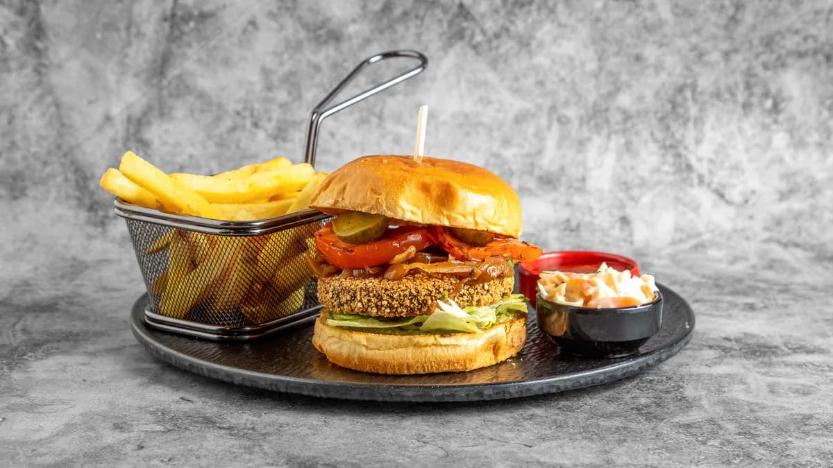 Prime Fire halloumi burger